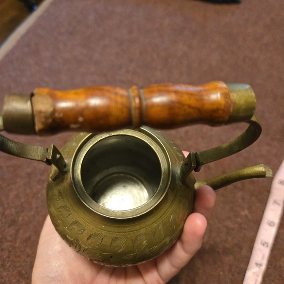 Etched Small Brass Vintage Kettle - Picture 6 of 8